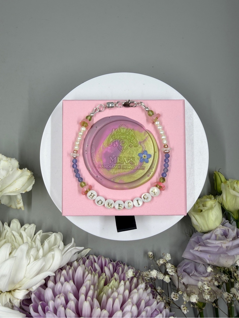 Boutique Homesick Pearl, Peridot, Tanzanite Floral Themed Bracelet